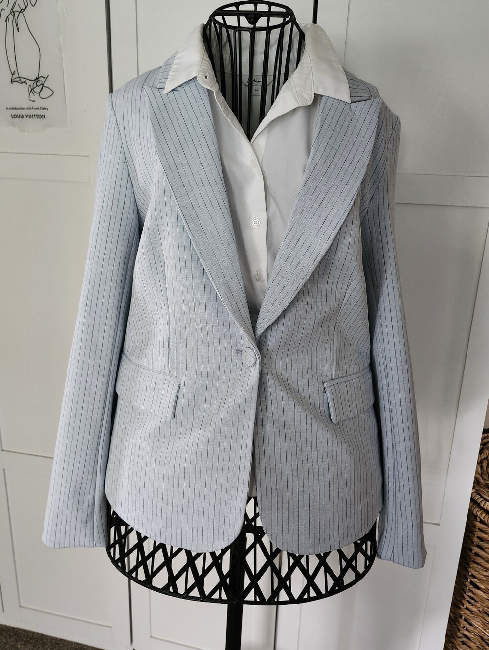Joie Light Blue Pinstripe Blazer Sz 4 Never Worn